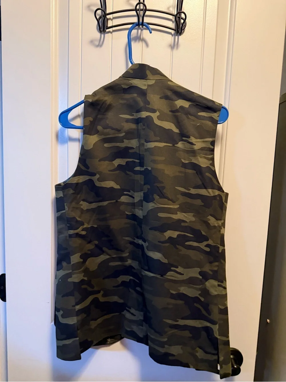 Men's Camouflage Utility Vest - Olive Camo